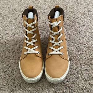 Brand new Never worn Timberlands Size 8.5
